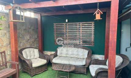Casa Mobiliada com 3 quartos sendo 1 suite para Alugar no Condomínio Villagio Montalcino - Vinhedo/SP