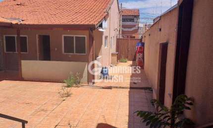 Casa com 3 dormitórios à venda, 260 m² por R$ 1.050.000,00 - Centro - Vinhedo/SP
