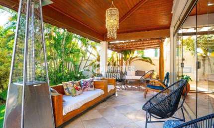Casa com 6 dormitórios à venda, 636 m² por R$ 3.500.000,00 - Condomínio Vista Alegre - Sede - Vinhedo/SP