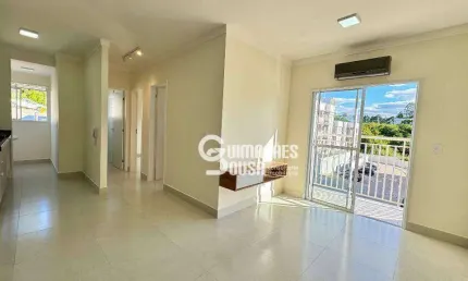 Apartamento com 2 dormitórios para locação em Vinhedo, com armários planejados, ar-condicionado, cooktop instalado e sacada com vista. Pronto para mor