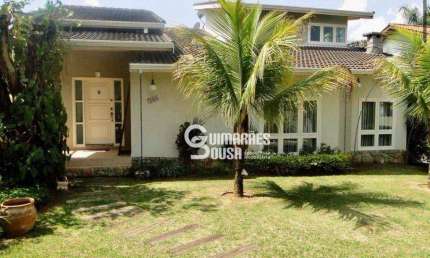 Casa à Venda no Condomínio Vista Alegre – Sede | Vinhedo/SP 4 Dormitórios | Piscina | Sauna | Gourmet | 960m² de Terreno | 8 Vagas