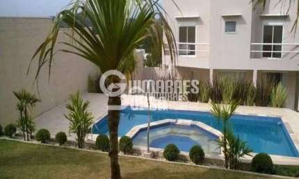 Vende Excelente casa em condomínio no Caxambu, Jundiaí
