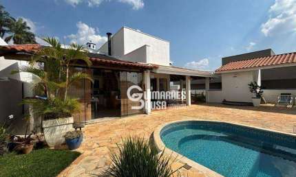 Casa com 3 dormitórios à venda, 330 m² por R$ 1.900.000,00 - Centro - Vinhedo/SP