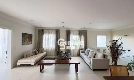 Casa Térrea Reformada à Venda no Condomínio Marambaia – Vinhedo/SP | 5 Suítes + Vista Privilegiada