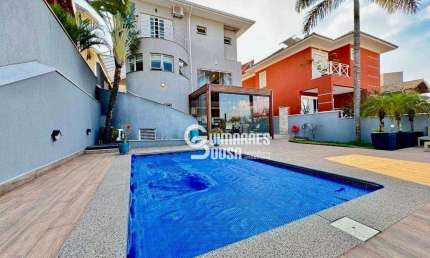Sobrado com 3 suites, 2 vagas cobertas à Venda no Condomínio Terras de São Francisco  Vinhedo/SP