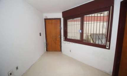Apartamento com 2 Dormitórios no Edifício Residencial Galeria Valência - Conforto e Praticidade no Centro
