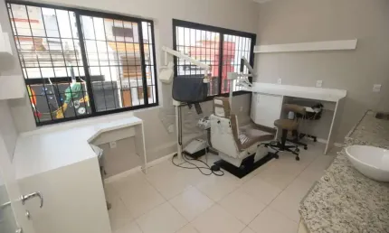 Sala comercial para alugar na Rua Três De Maio, 5, 17873342, Centro, Pelotas