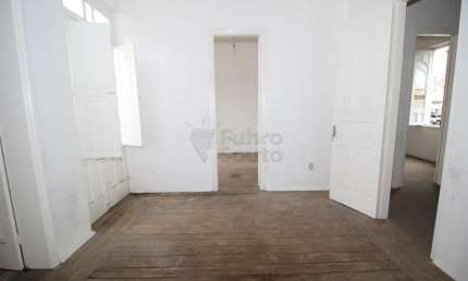 Casa com 3 quartos para alugar na Rua Antônio Francisco dos Anjos, 17803642, Centro, Pelotas
