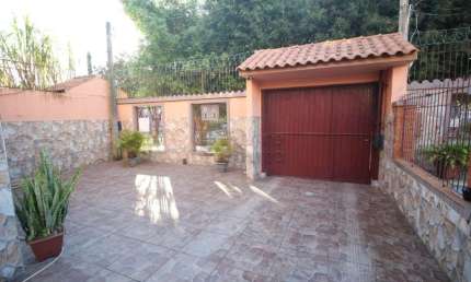 Casa com 5 quartos para alugar na Rua Herval Do Sul, Casa, 12863542, Laranjal, Pelotas