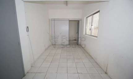Sala Comercial no Centro de Pelotas - Oportunidade Imperdível para Seu Negócio!