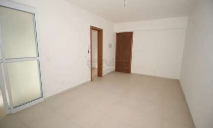 Apartamento de 2 Quartos no Edifício Residencial Quebec