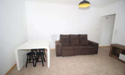 Apartamento Semi Mobiliado no Coração da Cidade - Edifício Residencial Montreal