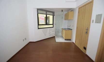 Aconchegante Apartamento de 1 Quarto no Edifício Residencial Hyde Park - Centro de Pelotas
