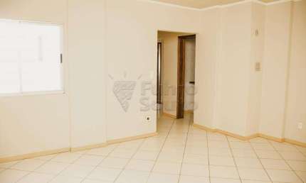 Apartamento com 3 quartos para alugar na Rua Santa Cruz, 118734402, Centro, Pelotas