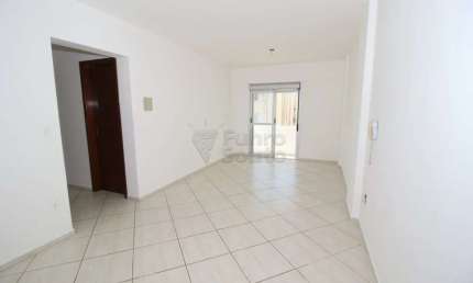 Apartamento Espaçoso com 2 Dormitórios sendo um suíte e Móveis Planejados na Cozinha
