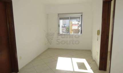Apartamento com 1 quarto para alugar na Rua Santa Cruz, ., 128130462, Centro, Pelotas
