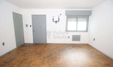 Apartamento Aconchegante de Dois Dormitórios na Rua Lobo da Costa!