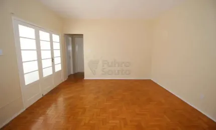 Apartamento com 02 dormitórios no coração do centro de pelotas.