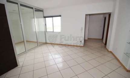 Apartamento com 3 quartos para alugar na Rua Santa Cruz, 118734402, Centro, Pelotas