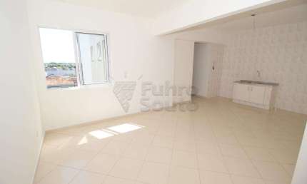 Apartamento com 3 quartos para alugar na Rua Bento Martins, 118034442, Centro, Pelotas