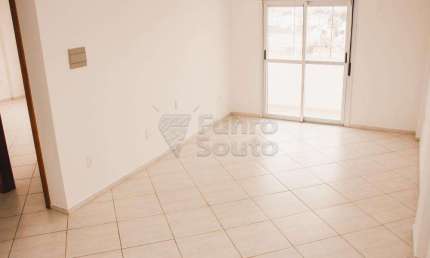 Apartamento com 2 quartos para alugar na Rua Santa Cruz, ., 128130462, Centro, Pelotas