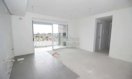 Apartamento com Três Dormitórios no Condomínio Smart Urban Club, Pelotas