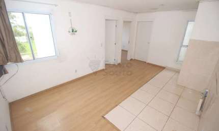 Apartamento 2 Dormitórios no Condomínio Home Club 2, Três Vendas!