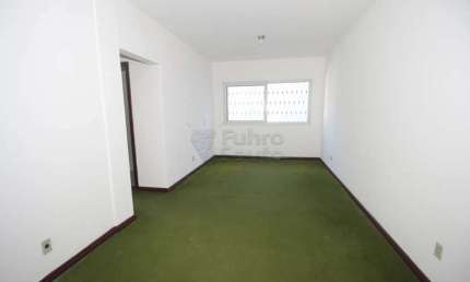 Apartamento amplo e bem localizado no Edifício Residencial Dona Adélia - ideal para você!