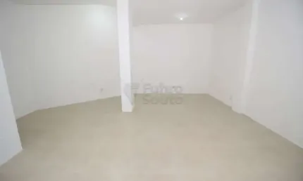 Loja para Aluguel no Centro de Pelotas - Visibilidade e Movimento Garantidos!