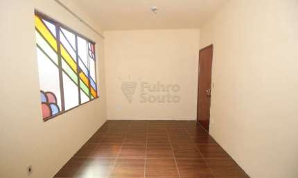 Apartamento Fora de Condomínio Amplo no Fragata - Conforto e Privacidade em Excelente Localização