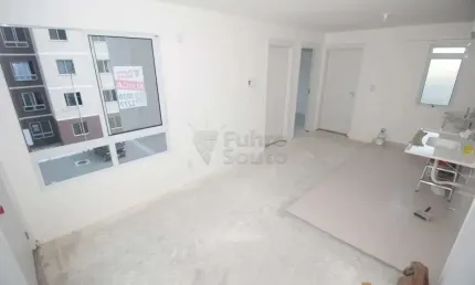 Apartamento com dois quartos nunca habitado no Condomínio Quinta do Oleiro.