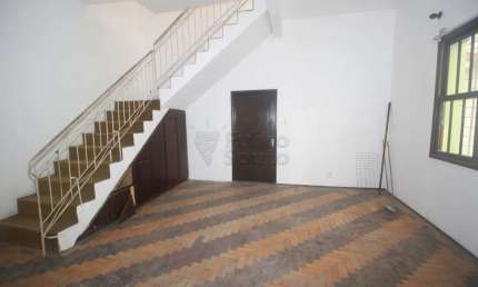 Apartamento 3 Dormitórios com Suíte no Bairro Fragata - Garagem Fechada