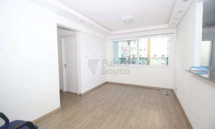 Apartamento espaçoso e bem localizado no Jk Parque Clube