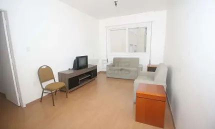 Oportunidade Próxima à UCPel e Odonto - Apartamento Semi Mobiliado à Venda ou Aluguel no Centro