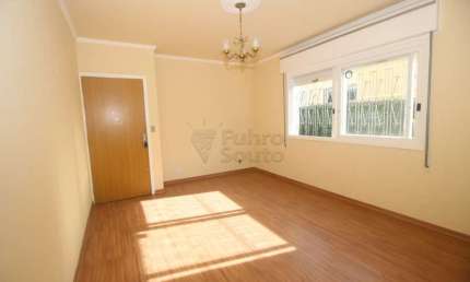 Apartamento Aconchegante de 2 Dormitórios no Edifício Residencial Santa Tecla - Centro de Pelotas