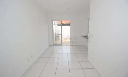 Casa em condomínio fechado com 2 quartos para alugar na Avenida Prefeito Ary Alcântara, ., 118030402, Areal, Pelotas