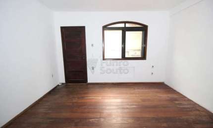 Apartamento com 2 quartos para alugar na Rua Almirante Tamandaré, 01, 14813042, Centro, Pelotas