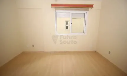 Kitinete na Galeria Triunfo em Frente a Católica no Centro de Pelotas - Para Locação e Venda!