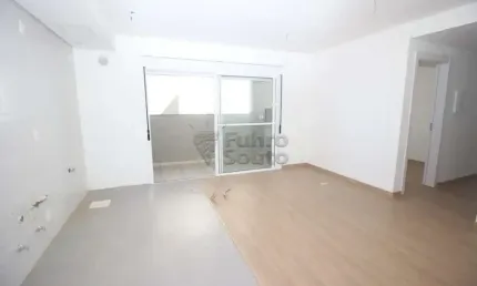 Apartamento com Três Dormitórios no Condomínio Smart Urban Club, Pelotas