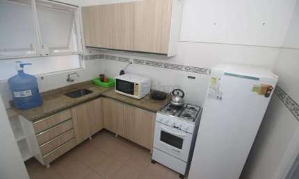 Apartamento completo, mobiliado em localização privilegiada no condomínio Jardim das Hortênsias