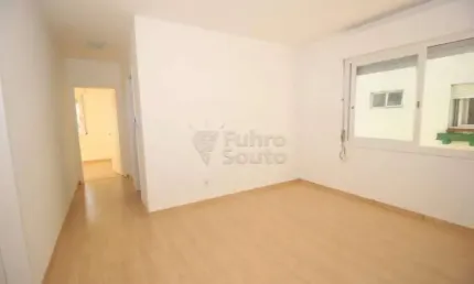 Apartamento 2 Dormitórios no Edifício Maipú - Centro de Pelotas