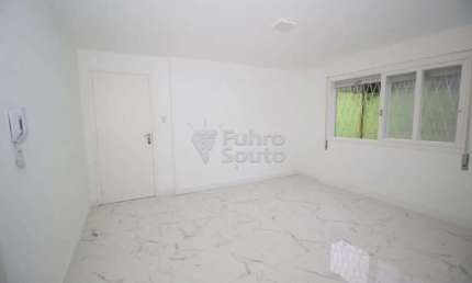 Apartamento totalmente reformado no Edifício Arpoador - Próximo à Rua Dom Pedro I