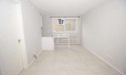 Apartamento com 2 quartos para alugar na Rua José Pinto Martins, 11813442, Centro, Pelotas