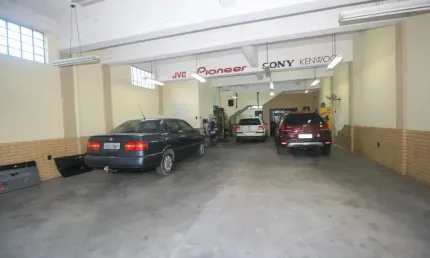 Prédio Comercial de 215 m² para Locação no Centro de Pelotas - Localização Privilegiada