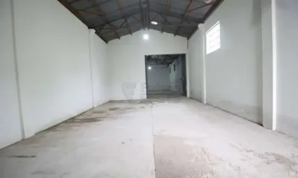 Casa comercial para alugar na Corredor Três, Prédio, 1785342, Três Vendas, Pelotas