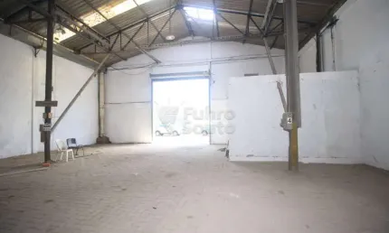 Amplo Pavilhão de 500m² para Locação no Fragata - Localização Estratégica e Espaço Versátil!