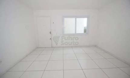 Apartamento de frente na XV de Novembro - Conforto e Localização no Centro de Pelotas!
