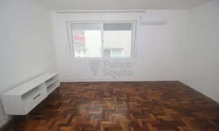 Apartamento amplo de 3 dormitórios com vaga na XV de Novembro - Próximo ao São Francisco de Paula