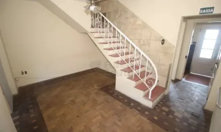 Casa com 3 quartos para alugar na Rua Félix da Cunha, 19803442, Centro, Pelotas