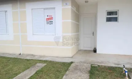 Casa em condomínio fechado com 2 quartos para alugar na Avenida Prefeito Ary Alcântara, 118030402, Areal, Pelotas